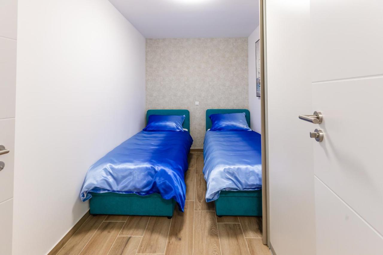 Apartman Laura Vir Esterno foto