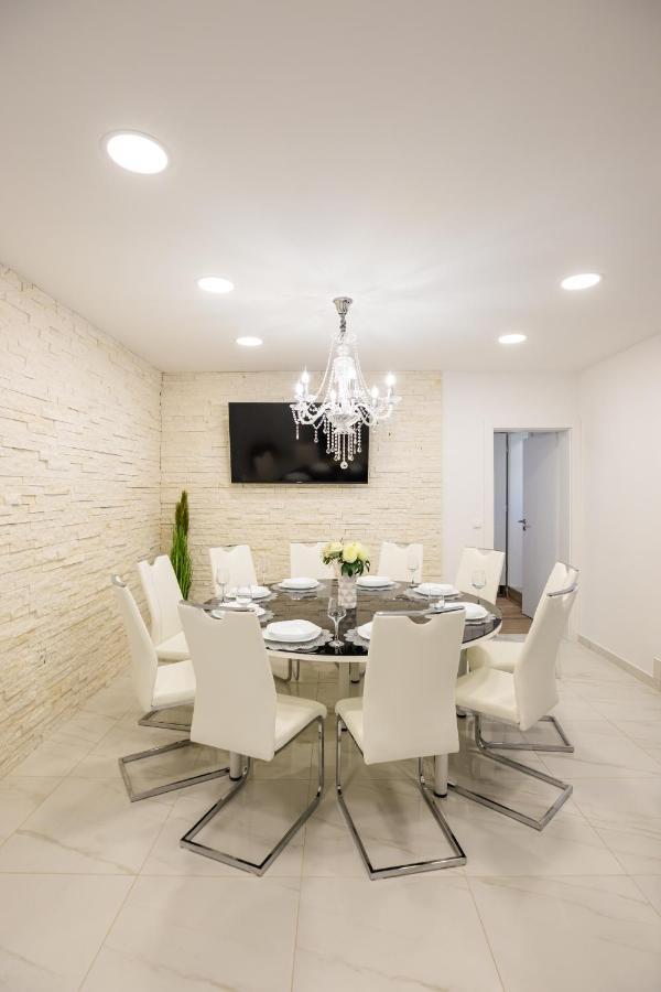 Apartman Laura Vir Esterno foto