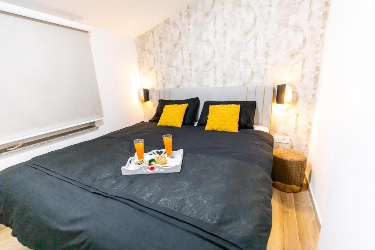 Apartman Laura Vir Esterno foto