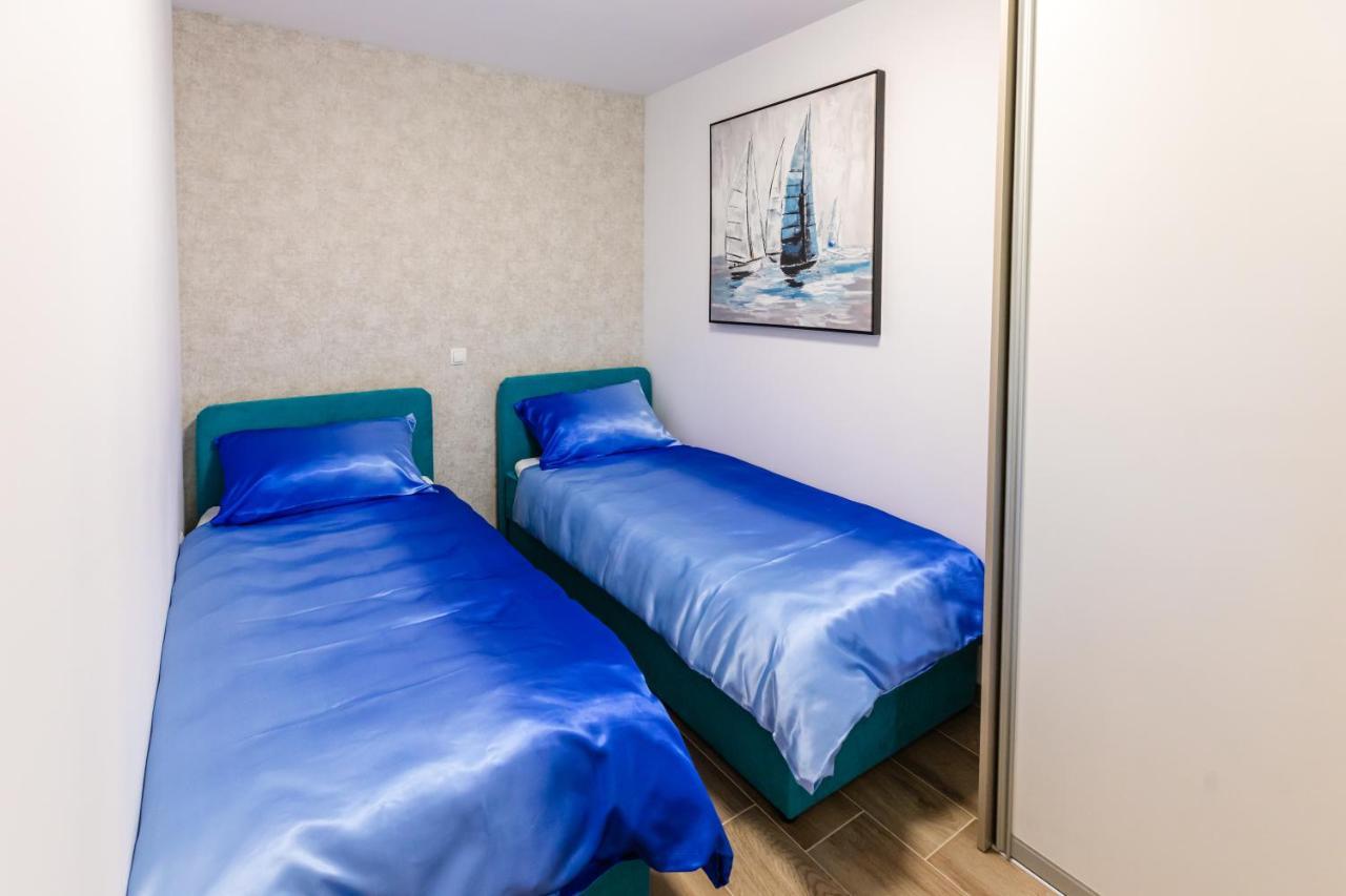 Apartman Laura Vir Esterno foto